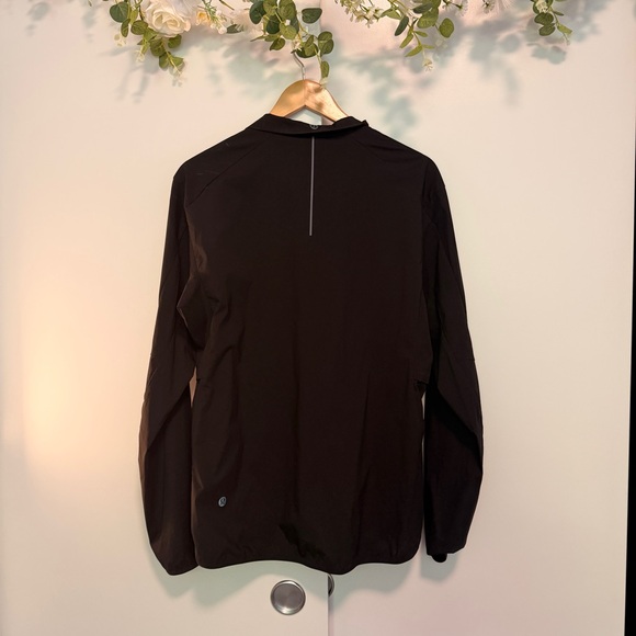 Lululemon Lightweight Soft Shell Black Jacket - Picture 5 of 6